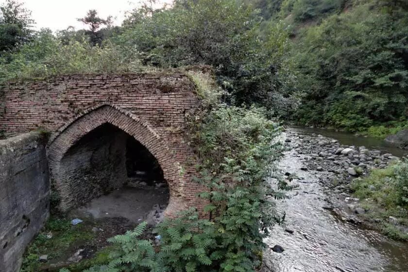 زمستان کجای گیلان بریم ؟ | راهنمای سفر به بهشت گیلان : بهترین جاهای دیدنی املش را بشناسید | جنگل املش کجاست ؟