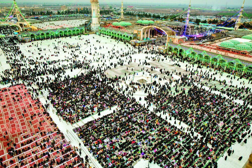 دل را چراغانی کنید | گزارش تصویری از جشن نیمه شعبان