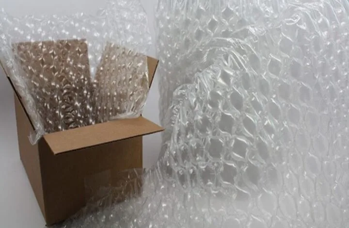 نایلون حبابدار؛ راز بسته بندی ایمن و حرفه ای