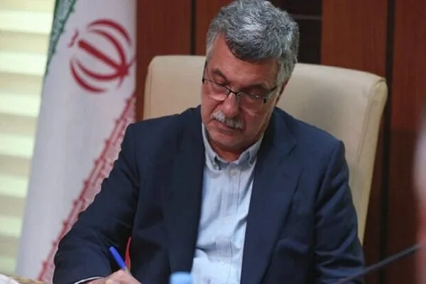 قدردانی وزیربهداشت از کادر سلامت در سالی پر فراز و نشیب قدردانی وزیربهداشت از کادر سلامت در سالی پر فراز و نشیب