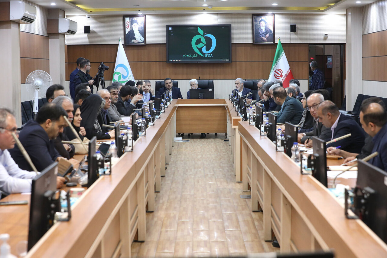 شهریاری: از همه ظرفیتهای مجلس برای رفع مشکلات دارویی استفاده میکنیم
