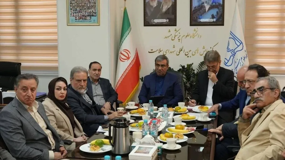 وعده پرداخت مطالبات ۱۴۰۴ داروخانه‌ها؛ جزئیات نشست داروسازان